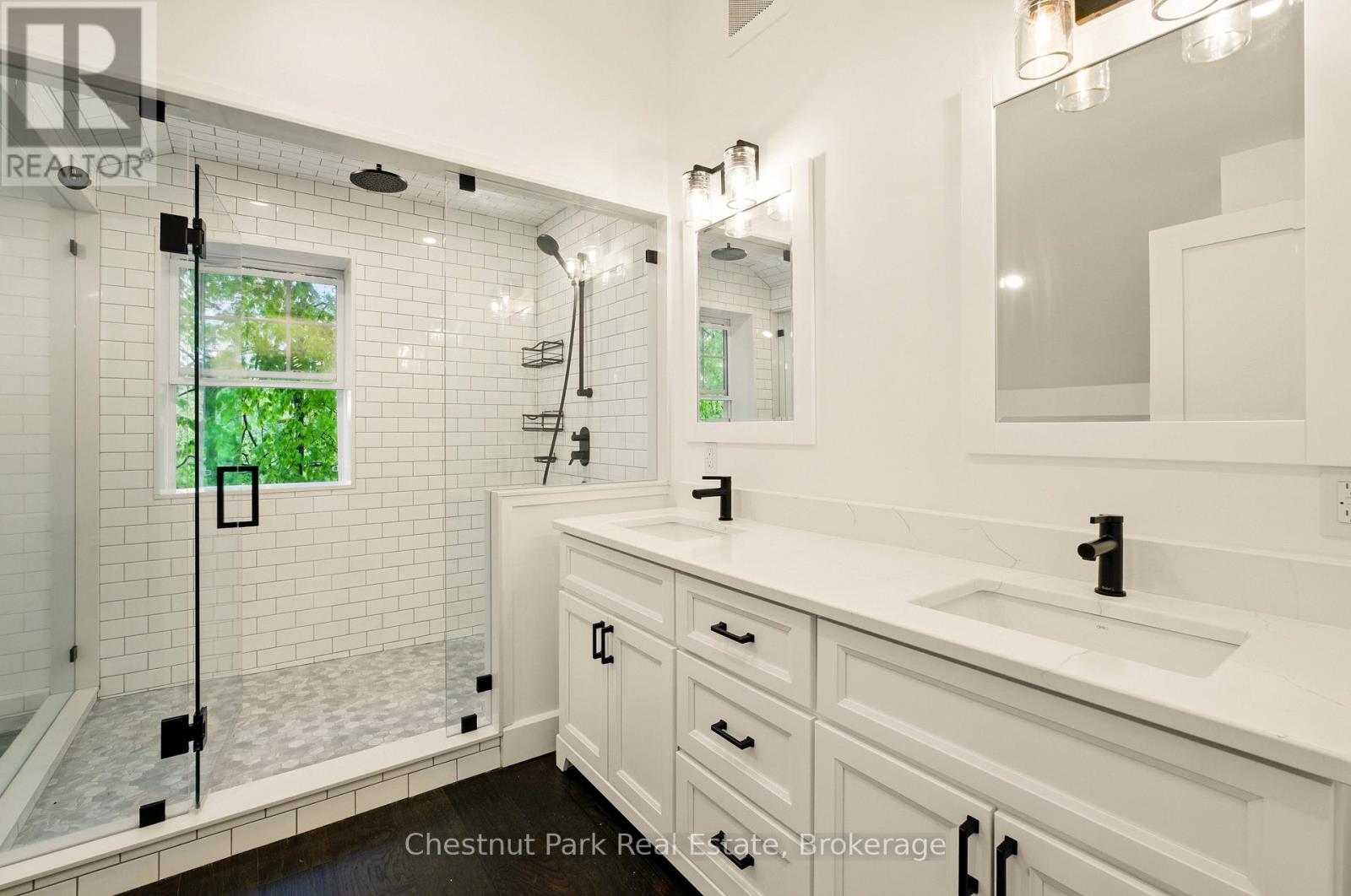 39 Todholm Drive, Muskoka Lakes, Ontario  P0B 1J0 - Photo 25 - X12170632