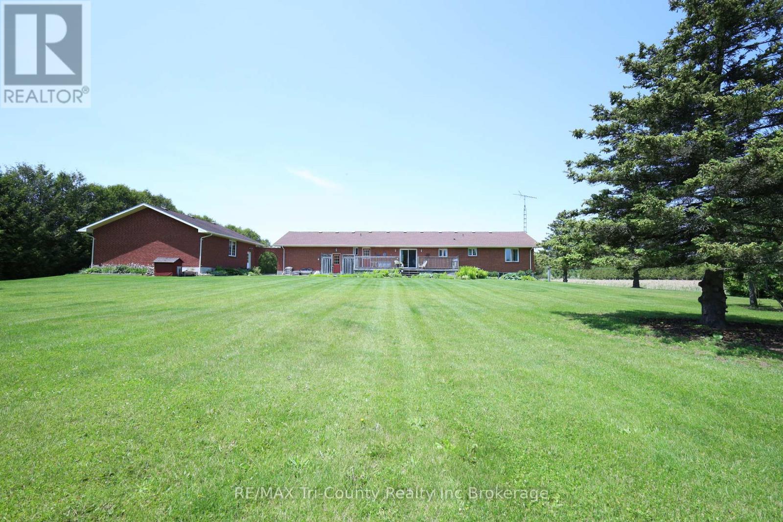 916 Norfolk County 28 Road, Norfolk, Ontario  N0E 1G0 - Photo 4 - X12194234