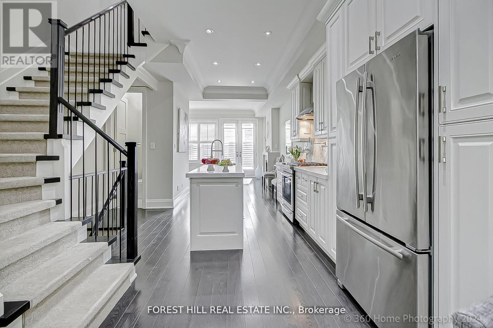Property at 43B BURNABY BOULEVARD image 3