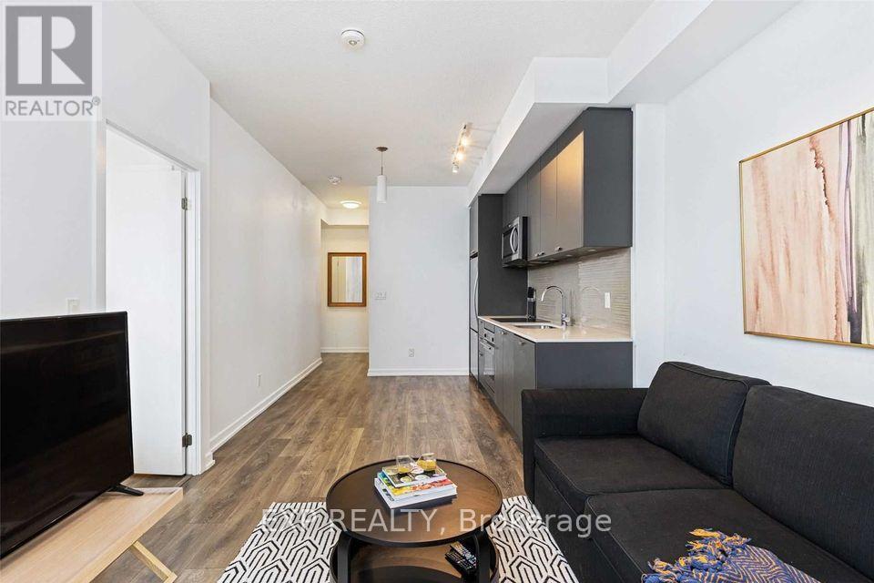 401 - 56 Forest Manor Road, Toronto, Ontario  M2J 1M6 - Photo 3 - C12194178