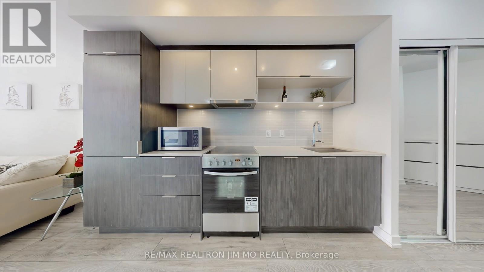 401 - 159 Wellesley Street E, Toronto, Ontario  M4Y 0H5 - Photo 15 - C12194179