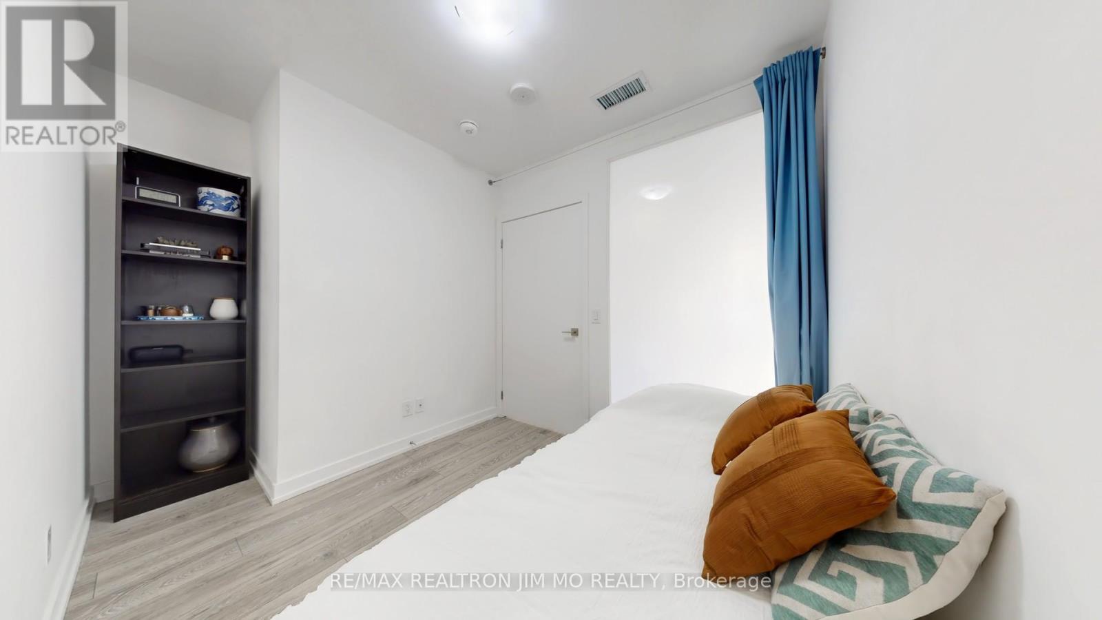 401 - 159 Wellesley Street E, Toronto, Ontario  M4Y 0H5 - Photo 23 - C12194179