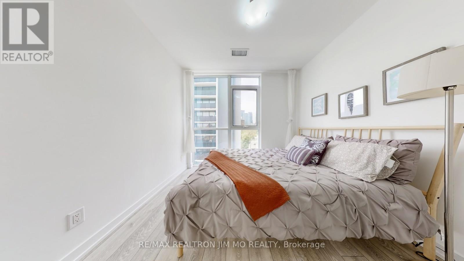 401 - 159 Wellesley Street E, Toronto, Ontario  M4Y 0H5 - Photo 29 - C12194179