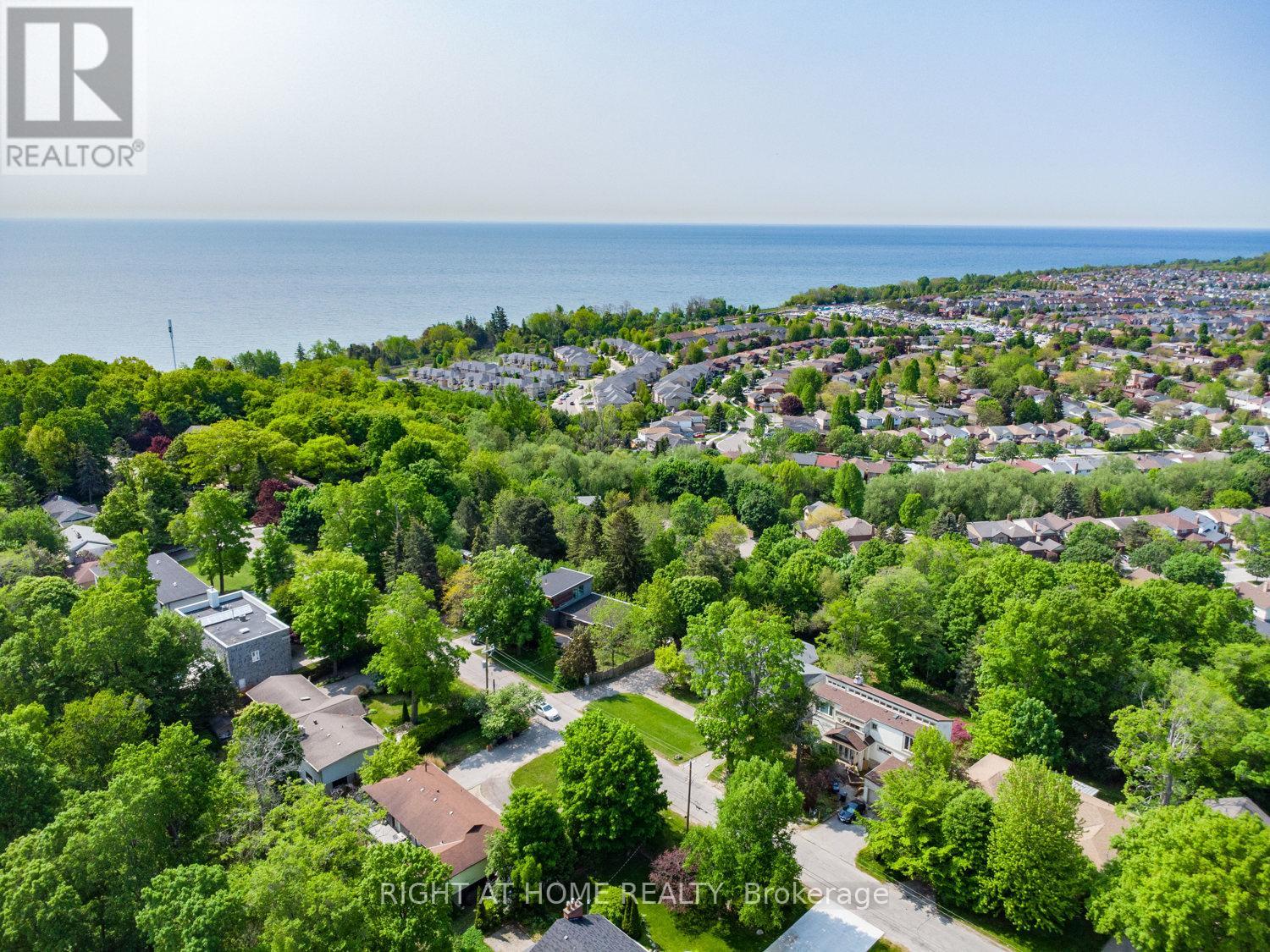 102 Greybeaver Trail, Toronto, Ontario  M1C 4V3 - Photo 37 - E12194182