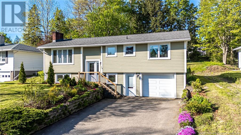 Property at 164 Lynhaven Street image 1