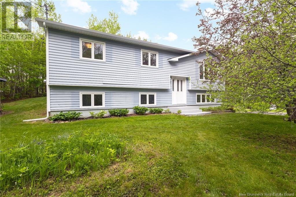 Property at 116 Fawn Crescent image 2