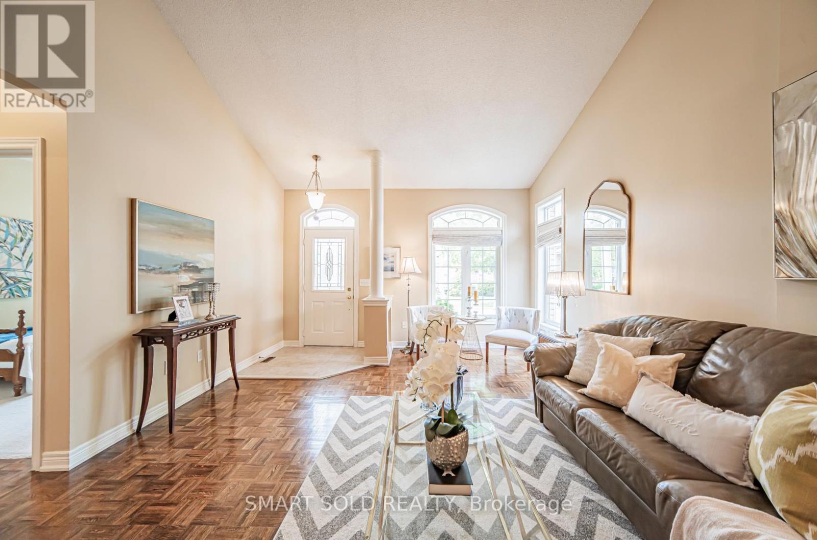 29 Cliveden Place, Markham (Berczy), Ontario  L6C 2S4 - Photo 11 - N12194184