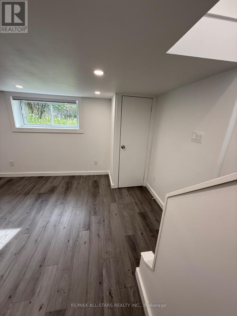 1 - 92 Thirty Ninth Street, Toronto, Ontario  M8W 3M7 - Photo 10 - W12192080