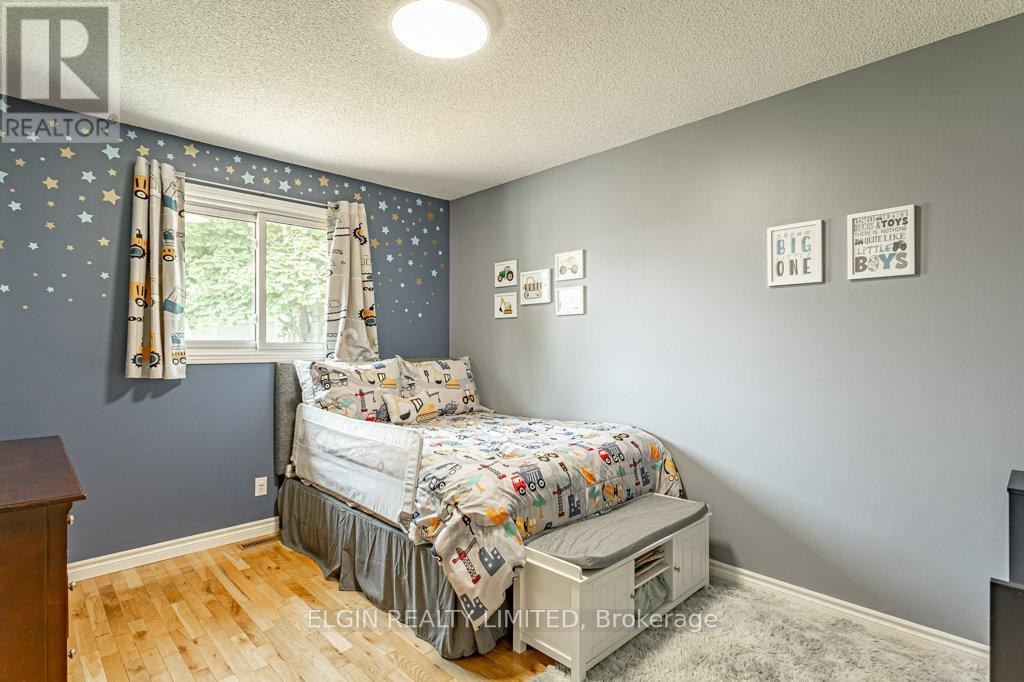 Photo 13 of 27 for 38 Farmington Avenue