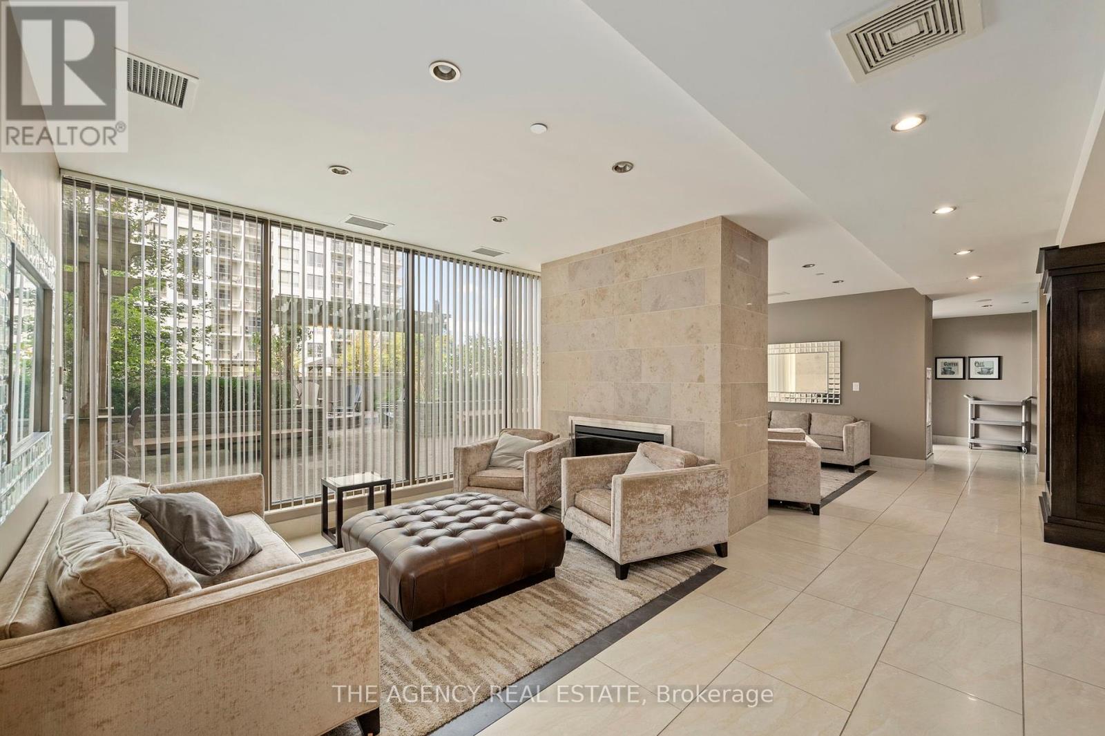 Photo 29 of 41 for 1701 - 330 Ridout Street N