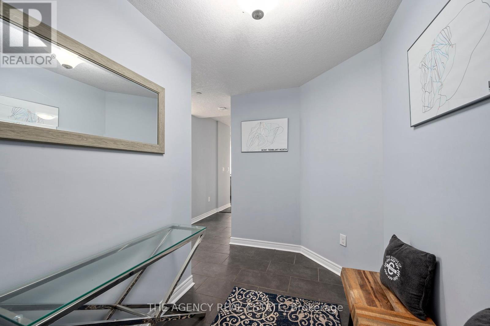 Photo 5 of 41 for 1701 - 330 Ridout Street N