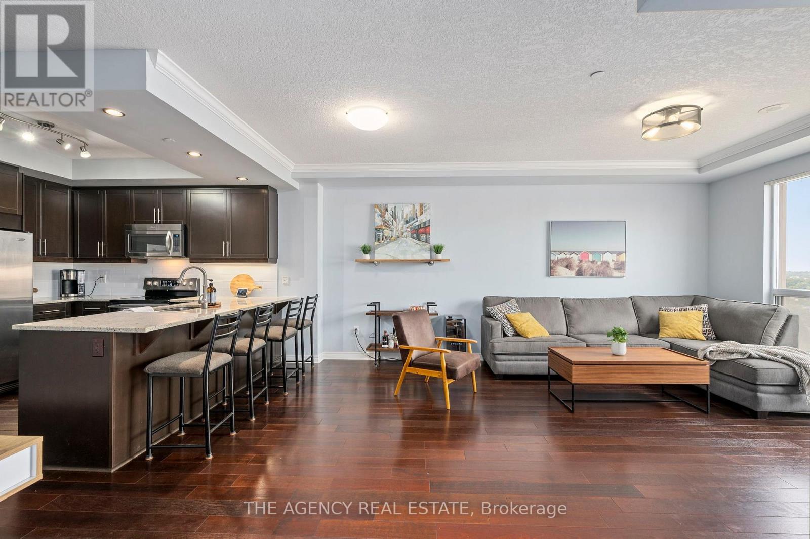 Photo 8 of 41 for 1701 - 330 Ridout Street N
