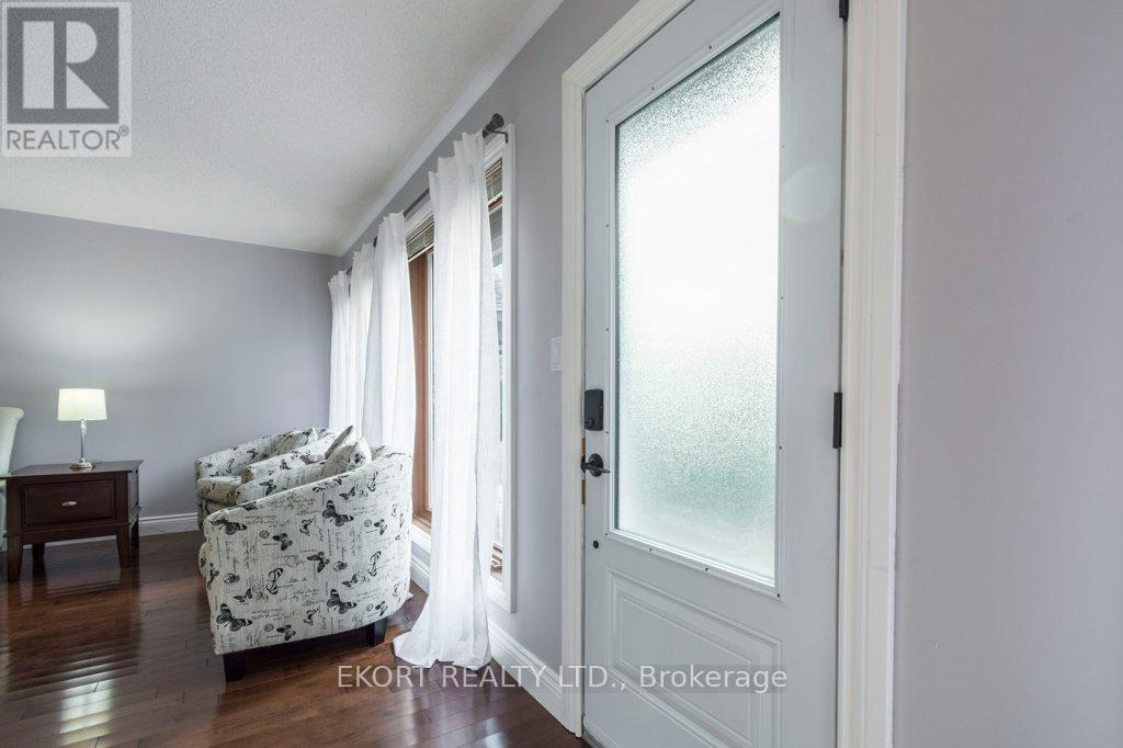 24 Kaiser Court, Belleville (Belleville Ward), Ontario  K8P 5G3 - Photo 10 - X12194001