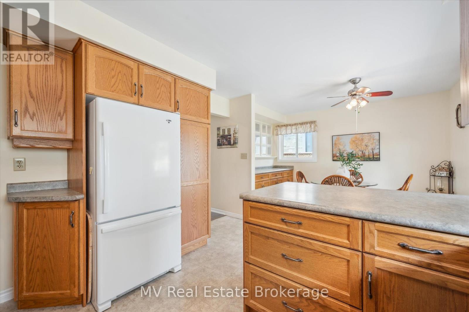 524 Walker Street, Centre Wellington, Ontario  N1M 3J1 - Photo 10 - X12194268