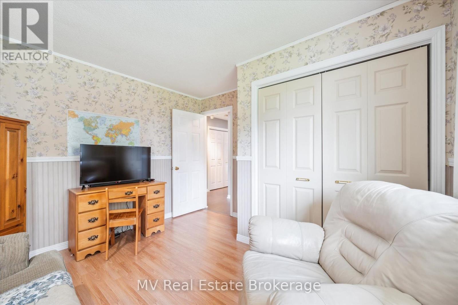 524 Walker Street, Centre Wellington, Ontario  N1M 3J1 - Photo 14 - X12194268
