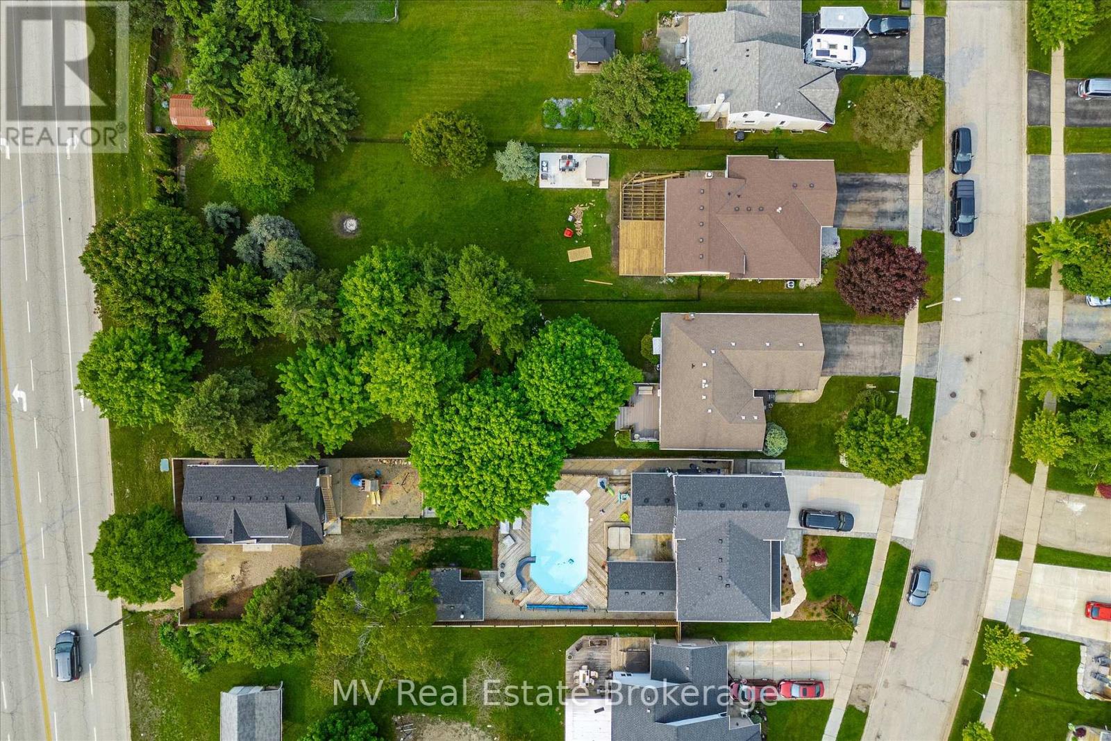 524 Walker Street, Centre Wellington, Ontario  N1M 3J1 - Photo 31 - X12194268