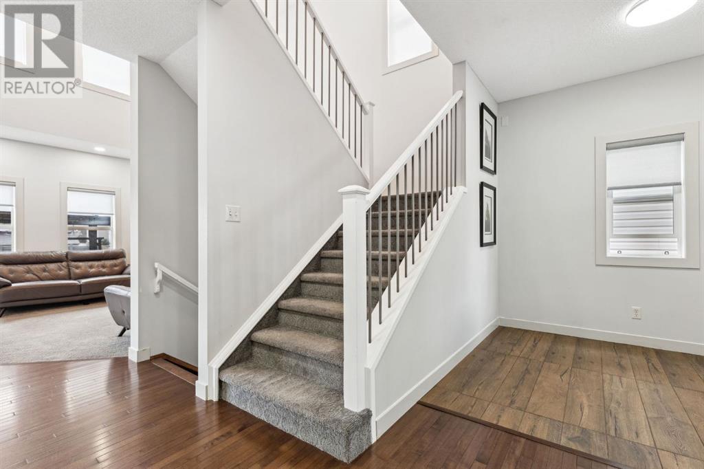 Property at 11 copper leaf Terrace SE image 4