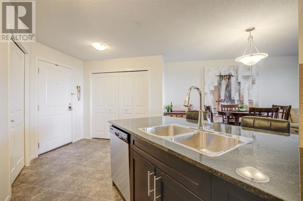Property at 2118, 81 Legacy Boulevard SE image 4