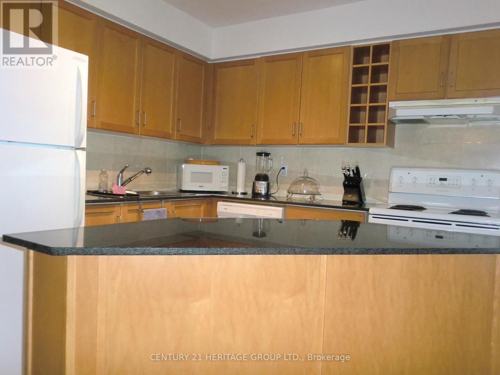 2708 - 210 Victoria Street, Toronto, Ontario  M5B 2R3 - Photo 3 - C12194199