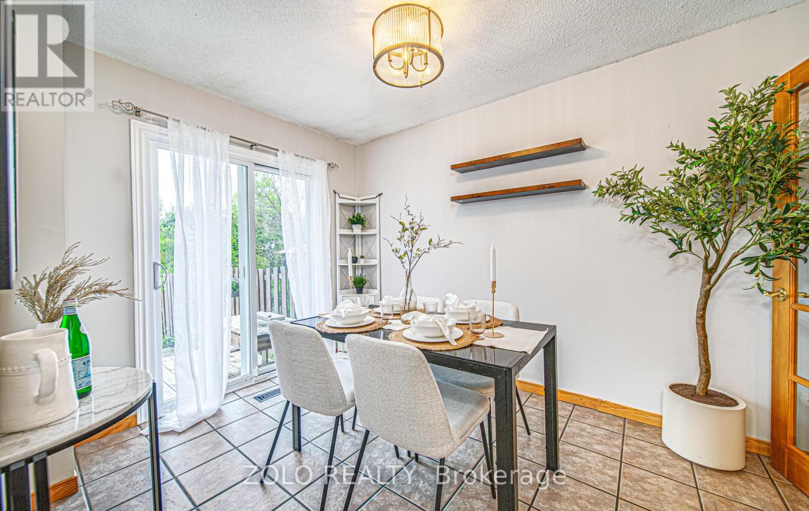 618 Galahad Drive, Oshawa, Ontario  L1K 1M2 - Photo 8 - E12194265