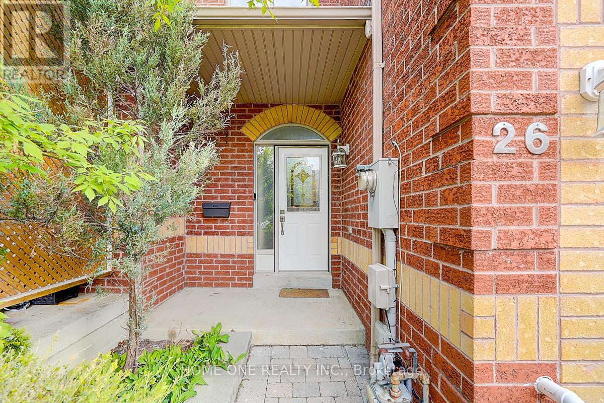 26 Pairash Avenue, Richmond Hill, Ontario  L4C 0N1 - Photo 3 - N12194232