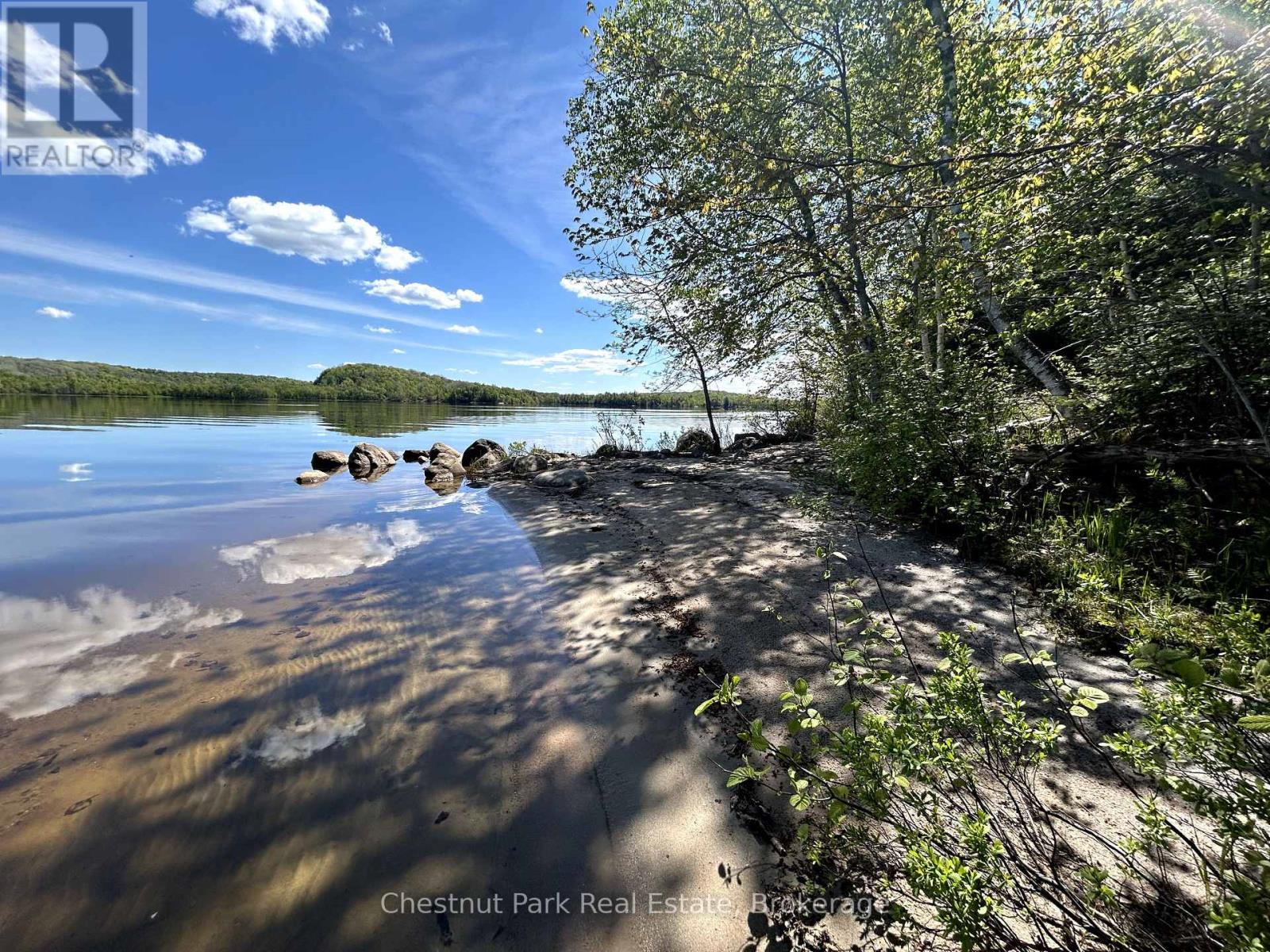 855 Limberlost Point Road, Parry Sound Remote Area, Ontario P0H 2R0 - Photo 32 - X12181353