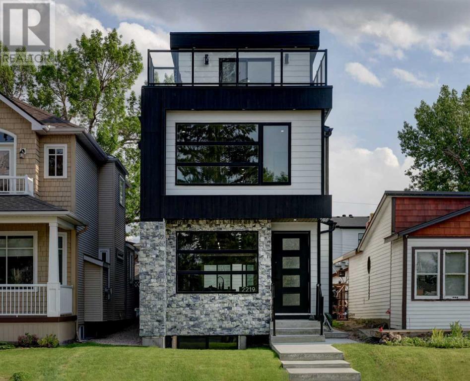 Property at 2219 29 Avenue SW image 1