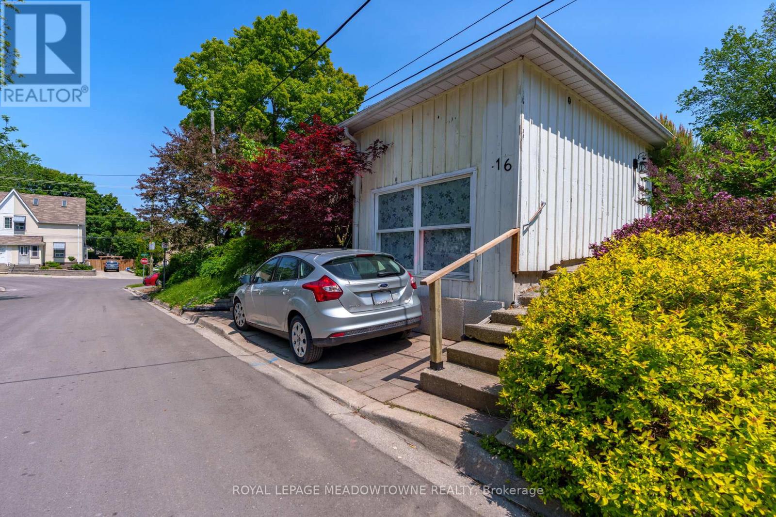 16 James Street, Halton Hills, Ontario  L7G 2H4 - Photo 41 - W12194225