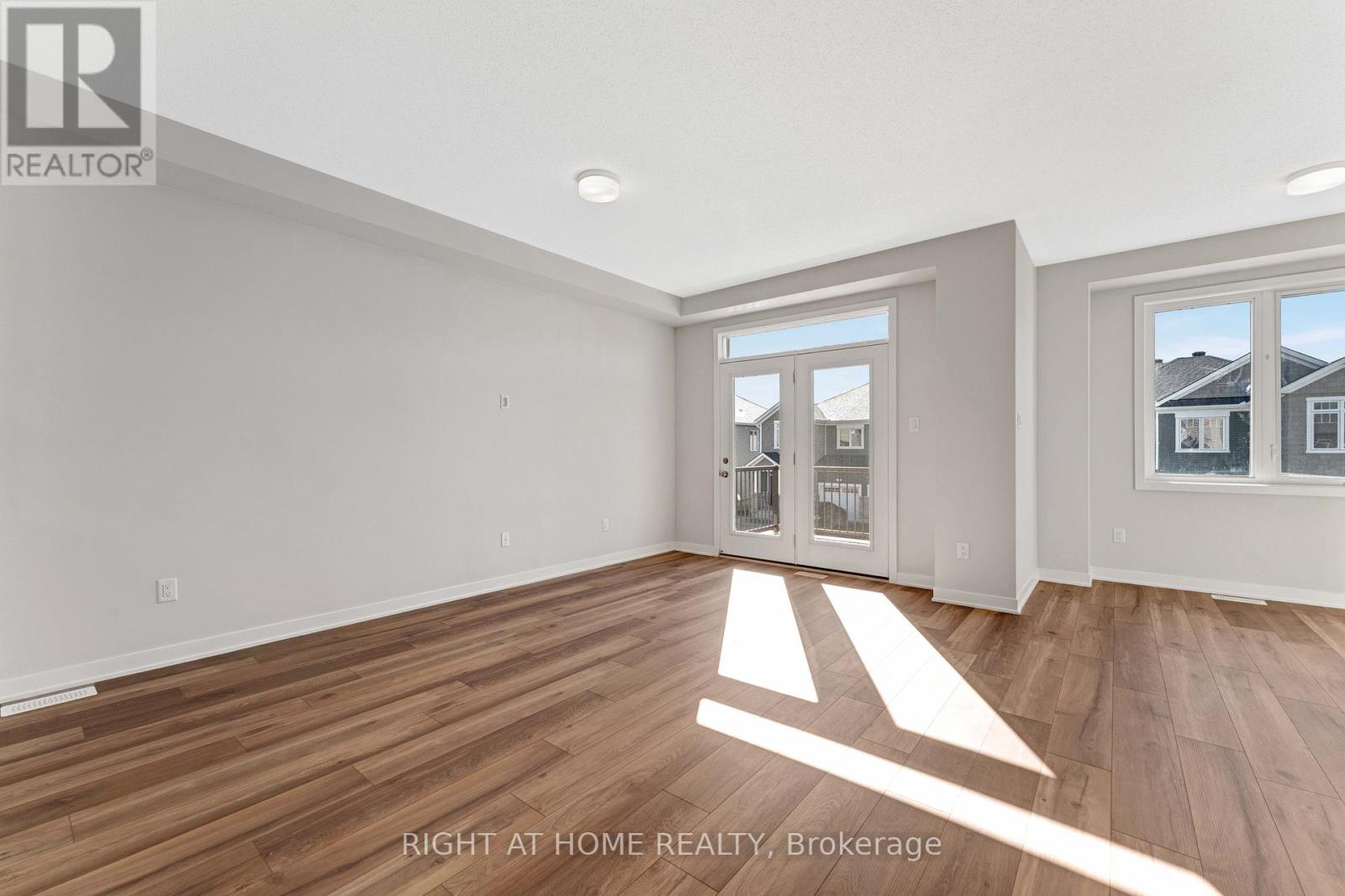705 Quilter Row, Ottawa, Ontario  K0A 2Z0 - Photo 16 - X12194197