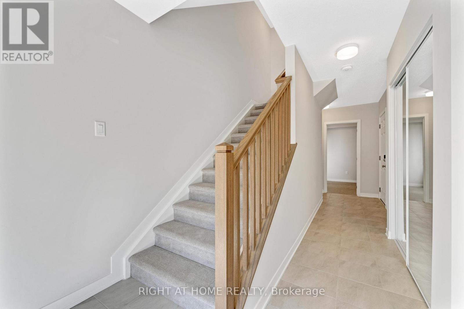 705 Quilter Row, Ottawa, Ontario  K0A 2Z0 - Photo 29 - X12194197