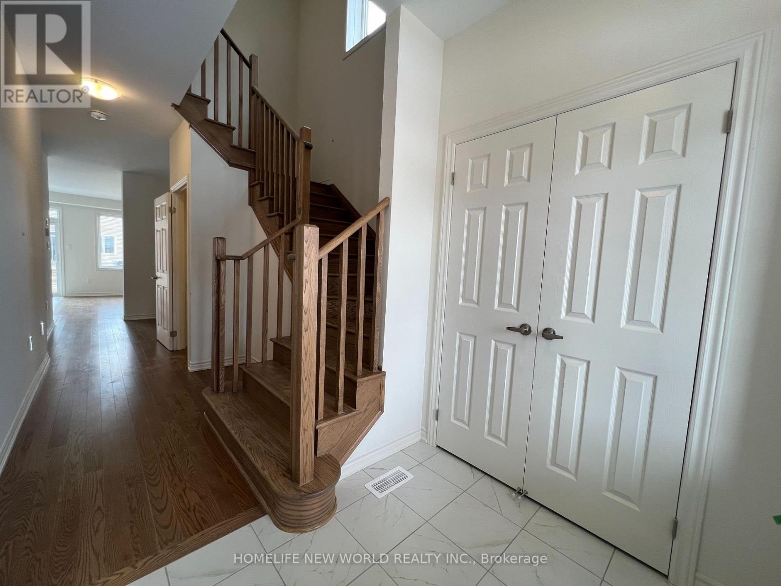 234 Elliot Avenue W, Centre Wellington, Ontario  N1M 0J7 - Photo 3 - X12194203