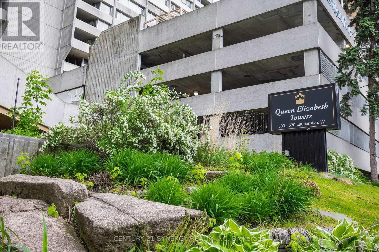 2008 - 530 Laurier Avenue W, Ottawa, Ontario  K1R 7T1 - Photo 1 - X12194272
