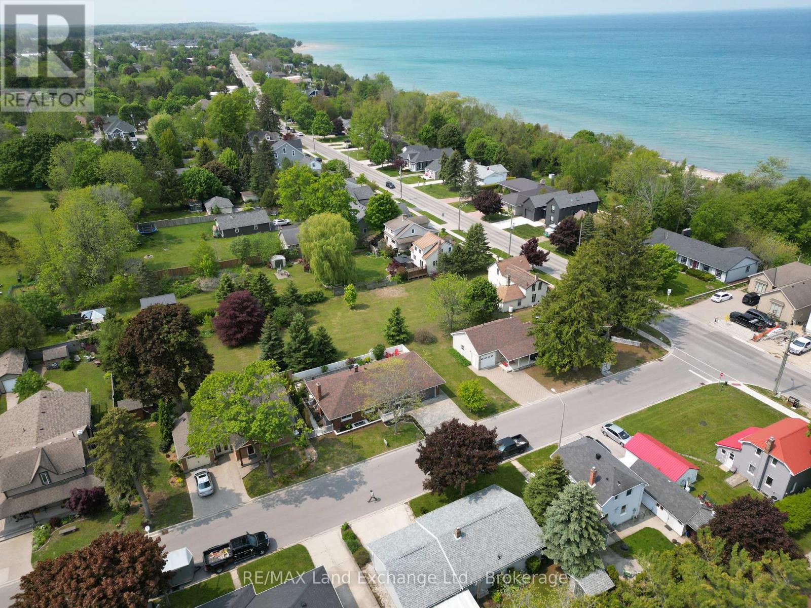 262 Gordon Street, Kincardine, Ontario  N2Z 2H5 - Photo 23 - X12194280