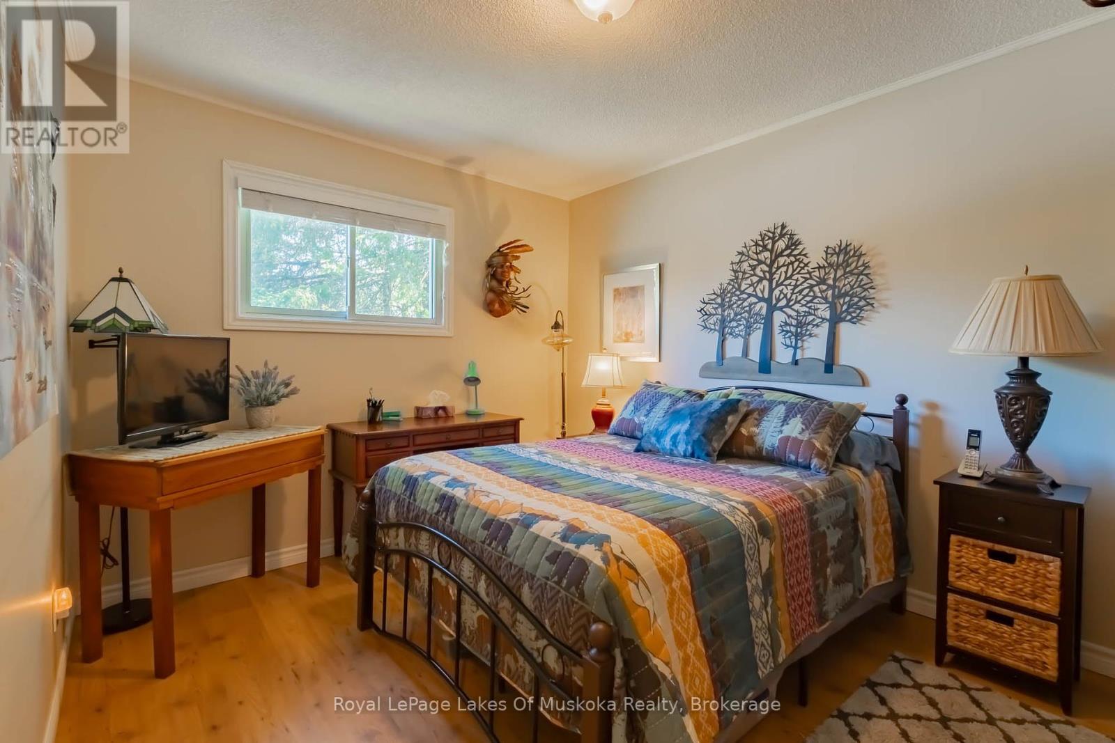 11 Meadow Park Drive, Huntsville, Ontario  P1H 1G2 - Photo 15 - X12194308