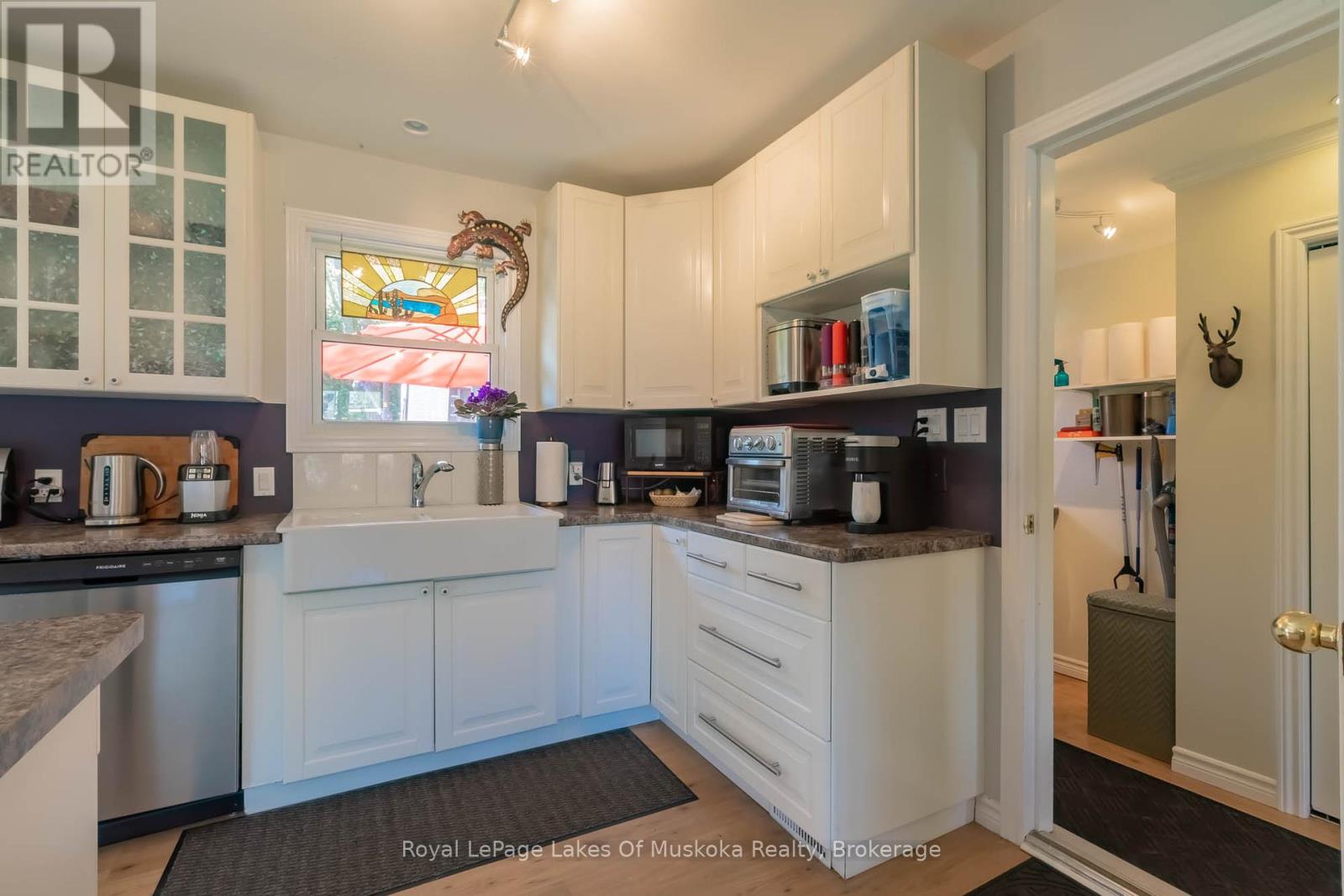 11 Meadow Park Drive, Huntsville, Ontario  P1H 1G2 - Photo 7 - X12194308
