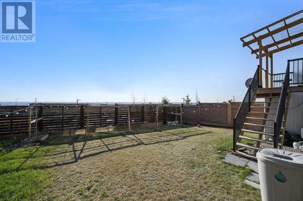 Property at 180 Howse Crescent NE image 3