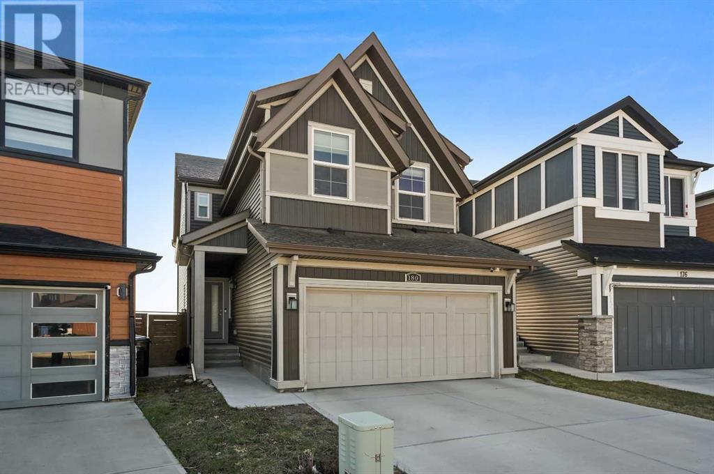 Property at 180 Howse Crescent NE image 1