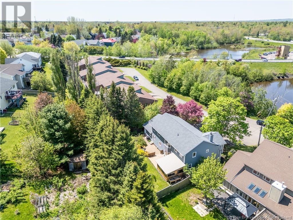 Property at 398 Westmount Boulevard image 5