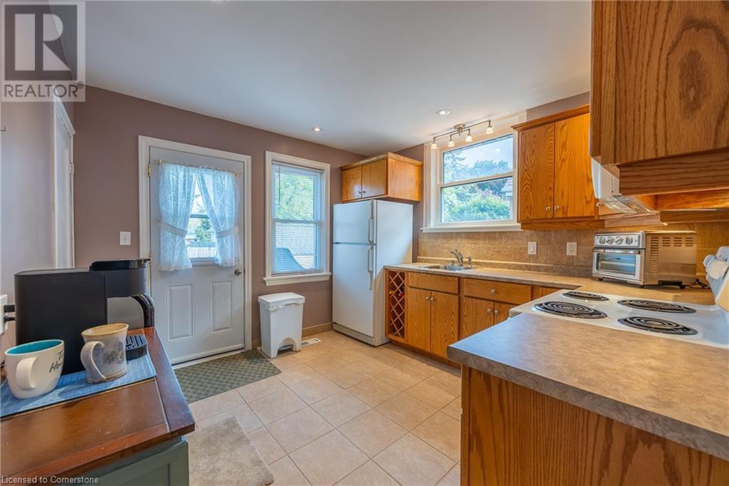 290 East 14th Street, Hamilton, Ontario  L9A 4B9 - Photo 10 - 40736643