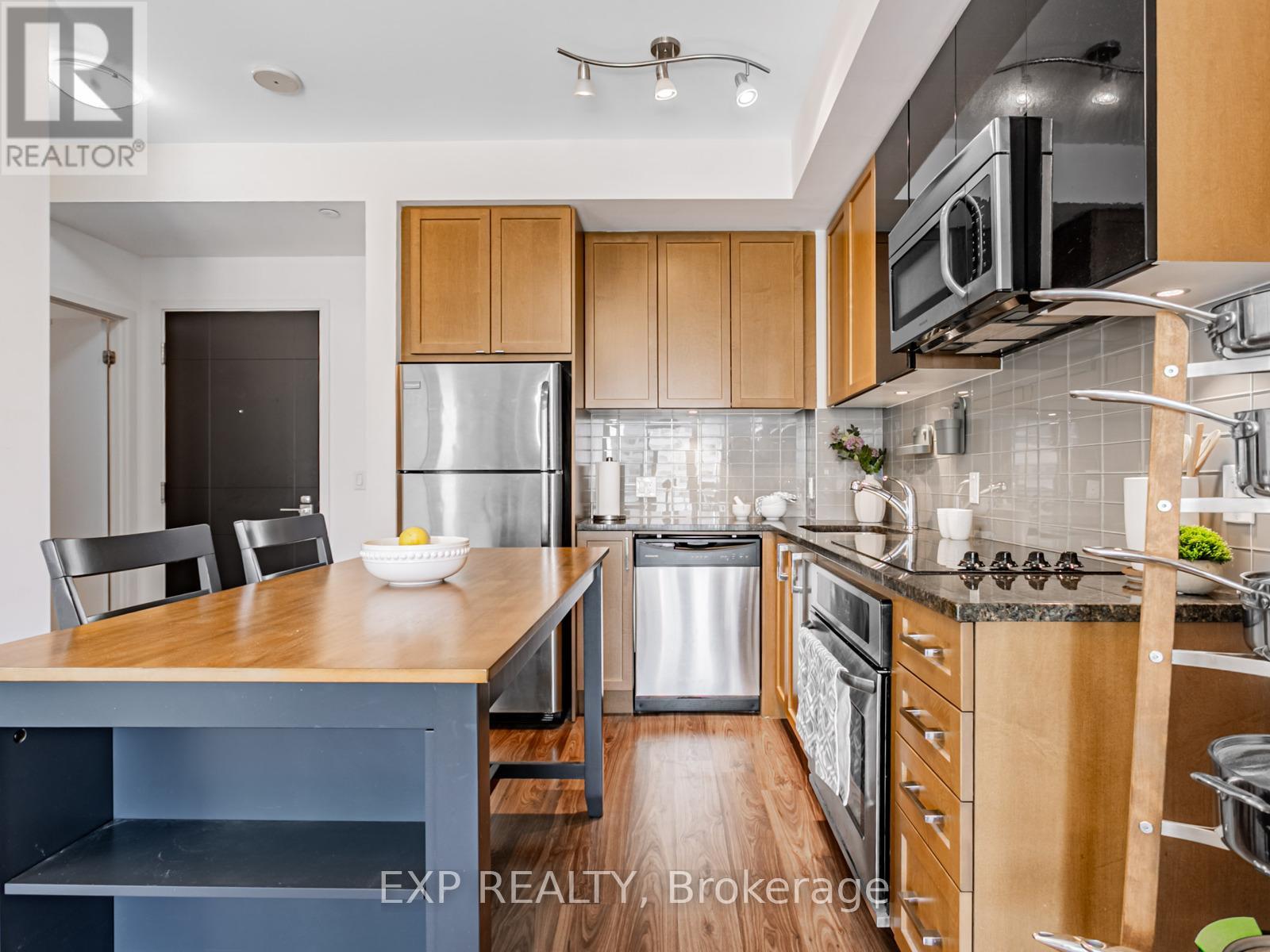 1018 - 98 Lillian Street, Toronto (Mount Pleasant West), Ontario  M4S 0A5 - Photo 2 - C12194286