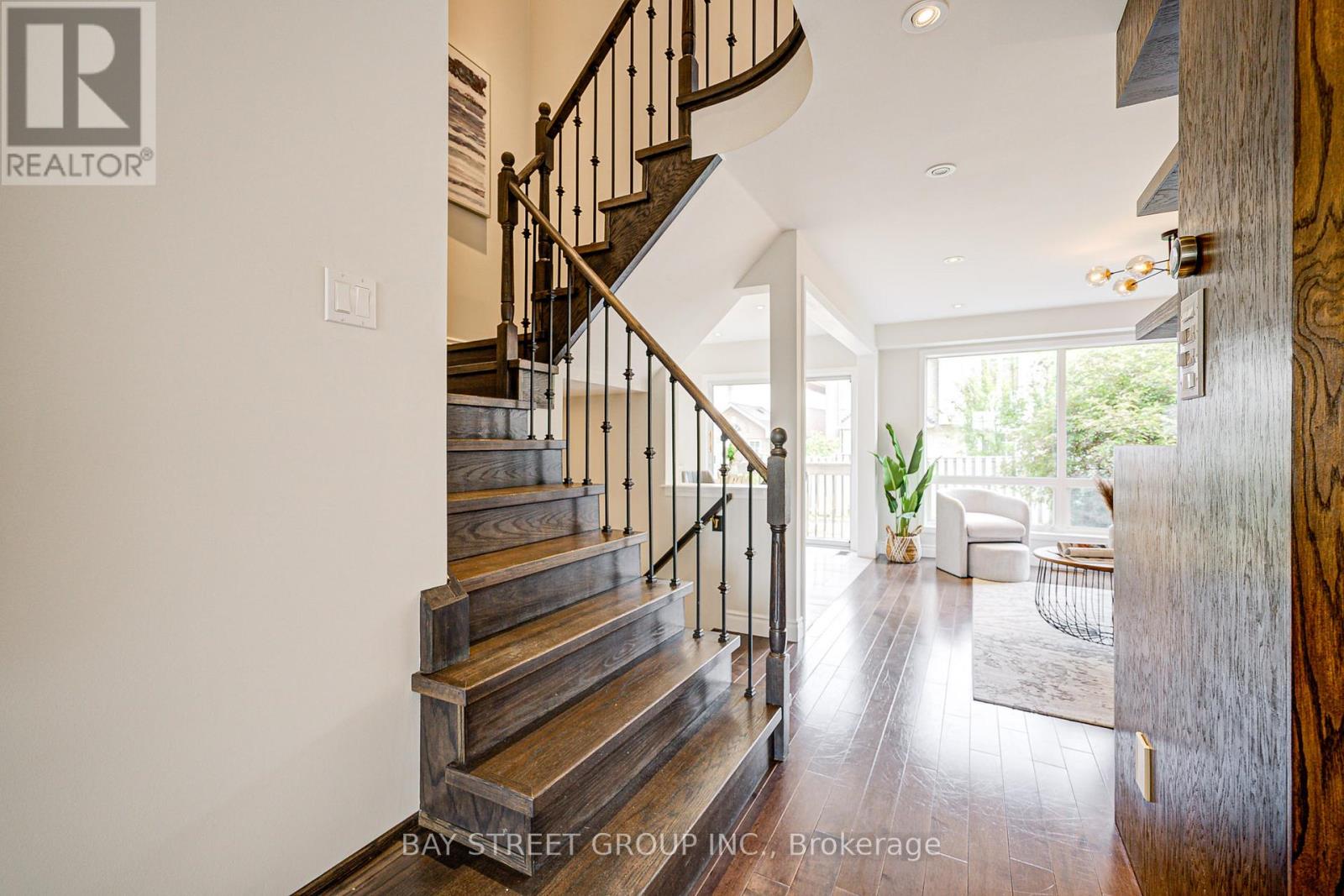 43 Tower Bridge Crescent, Markham, Ontario  L6C 2M9 - Photo 10 - N12194311