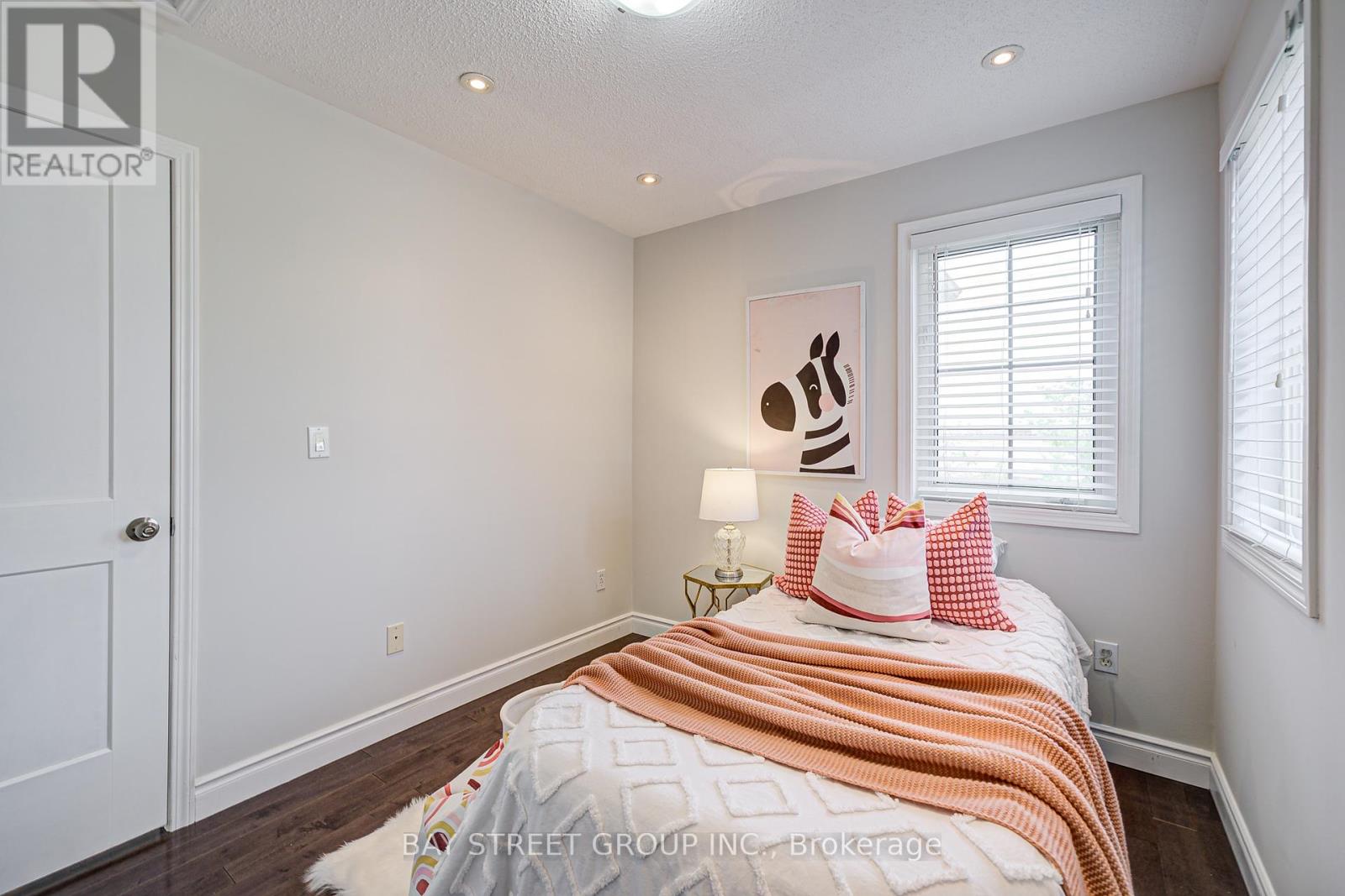 43 Tower Bridge Crescent, Markham, Ontario  L6C 2M9 - Photo 24 - N12194311