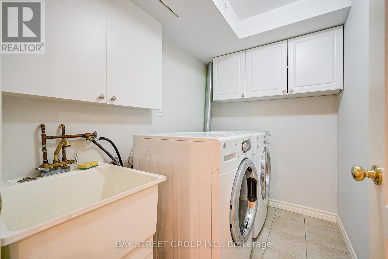 43 Tower Bridge Crescent, Markham, Ontario  L6C 2M9 - Photo 35 - N12194311