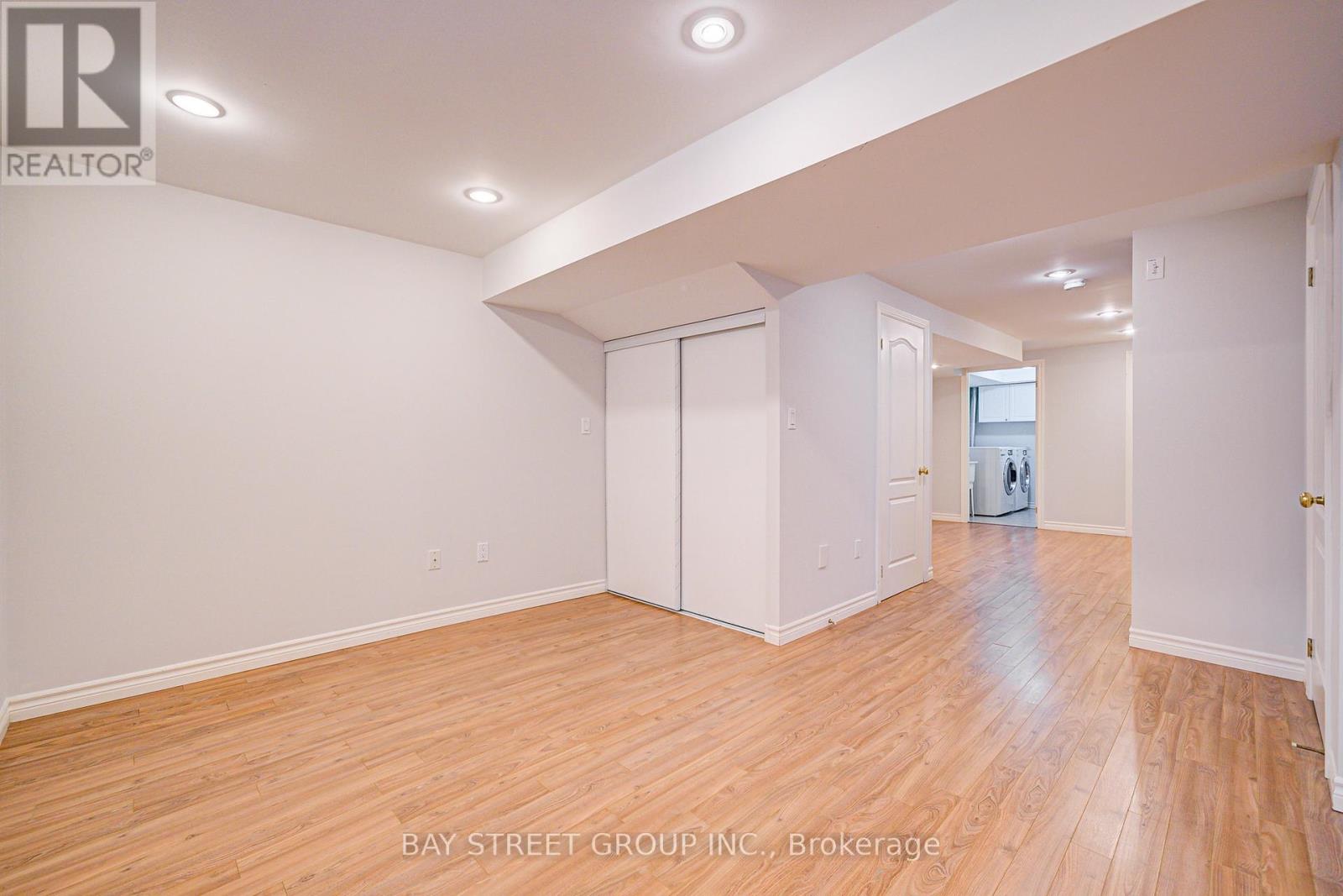 43 Tower Bridge Crescent, Markham, Ontario  L6C 2M9 - Photo 40 - N12194311
