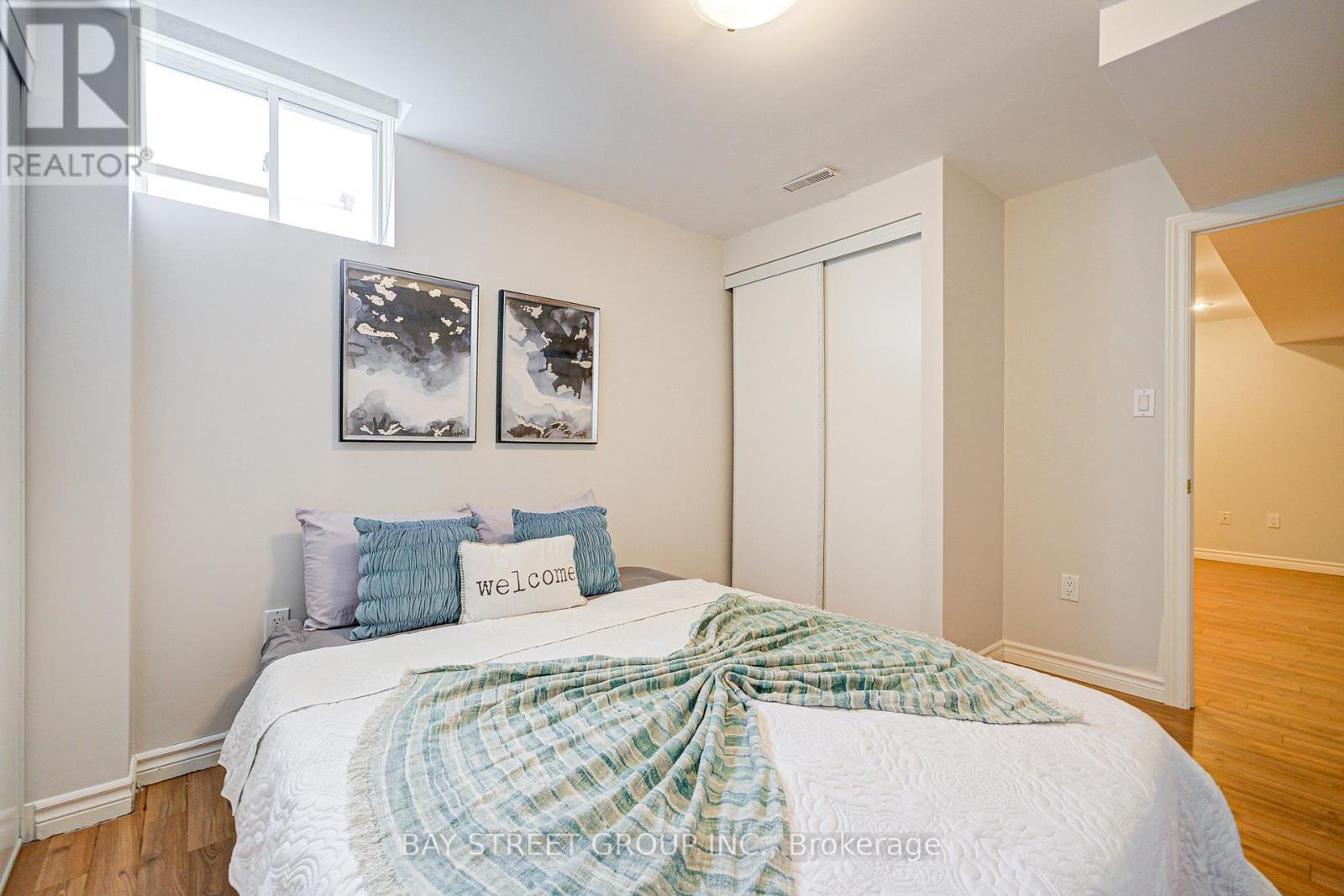 43 Tower Bridge Crescent, Markham, Ontario  L6C 2M9 - Photo 43 - N12194311