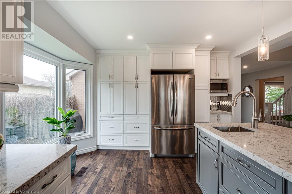 2233 Towne Boulevard, Oakville, Ontario  L6H 5J9 - Photo 4 - 40712937