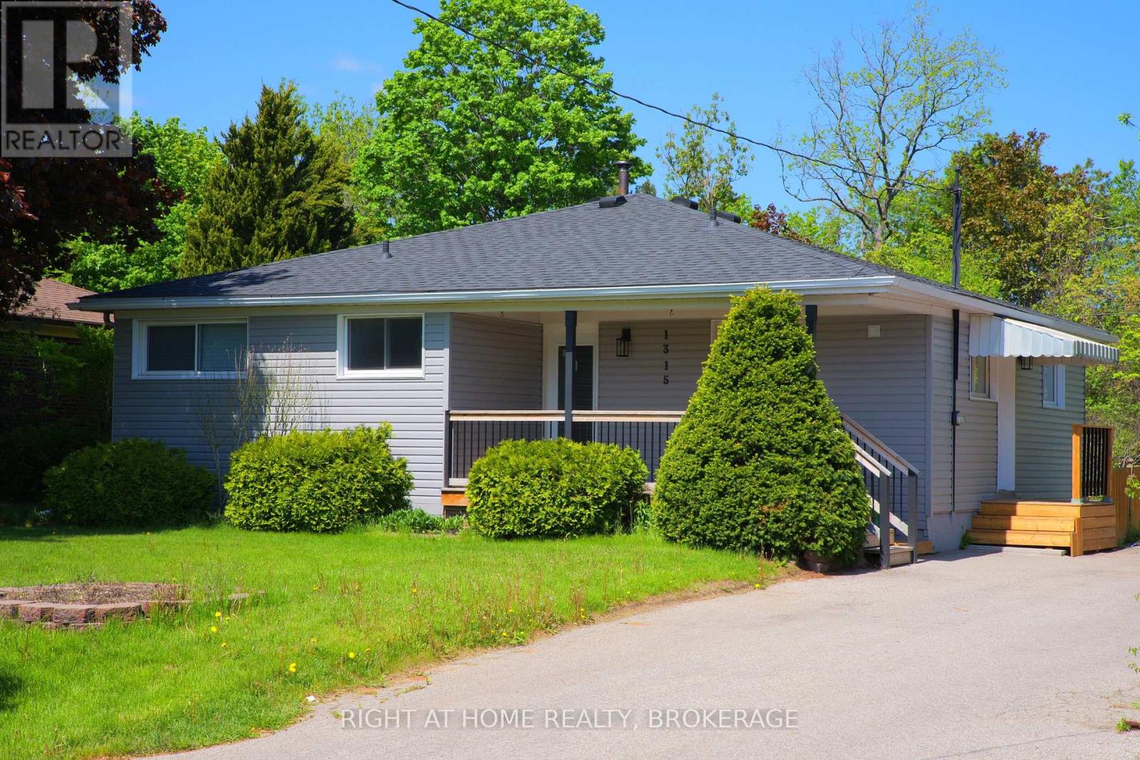 1315 PINEGROVE ROAD, Oakville, Ontario