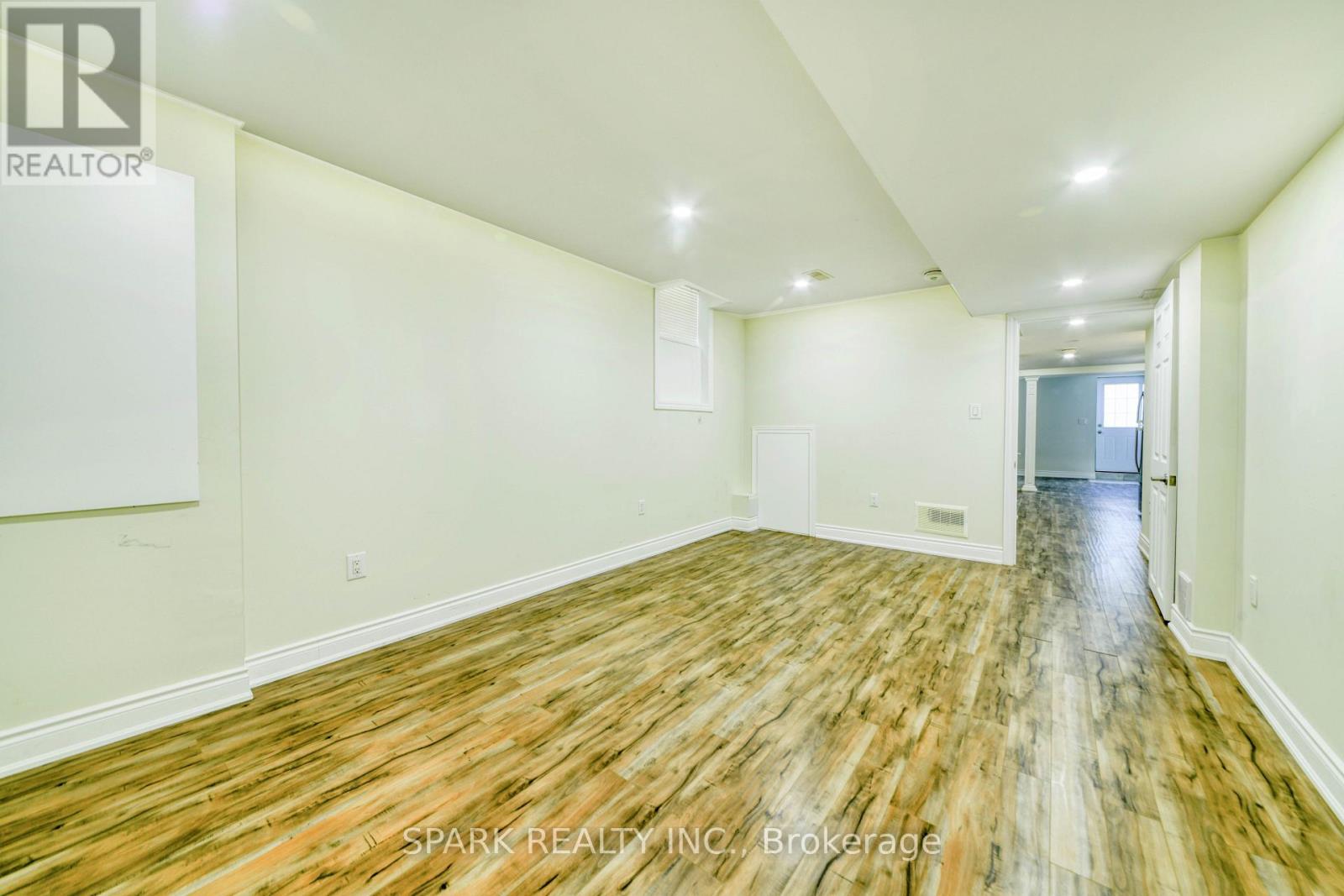 147 Weston Drive, Milton, Ontario  L9T 0V6 - Photo 25 - W12194293
