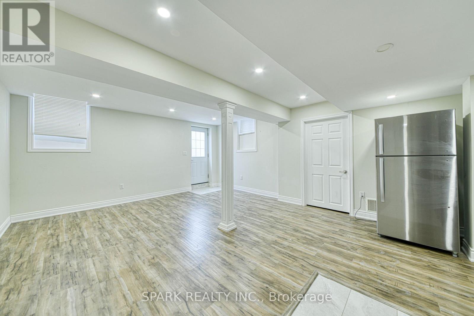 147 Weston Drive, Milton, Ontario  L9T 0V6 - Photo 32 - W12194293