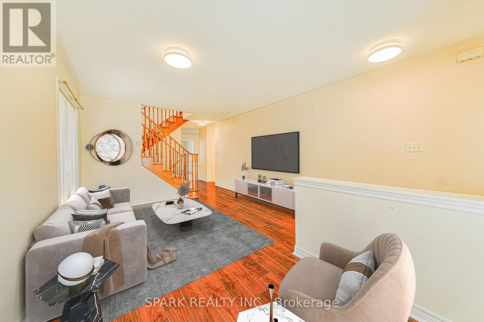 147 Weston Drive, Milton, Ontario  L9T 0V6 - Photo 4 - W12194293